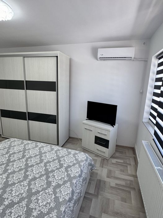 Inchiriez Garsoniera Renovata Depozitelor