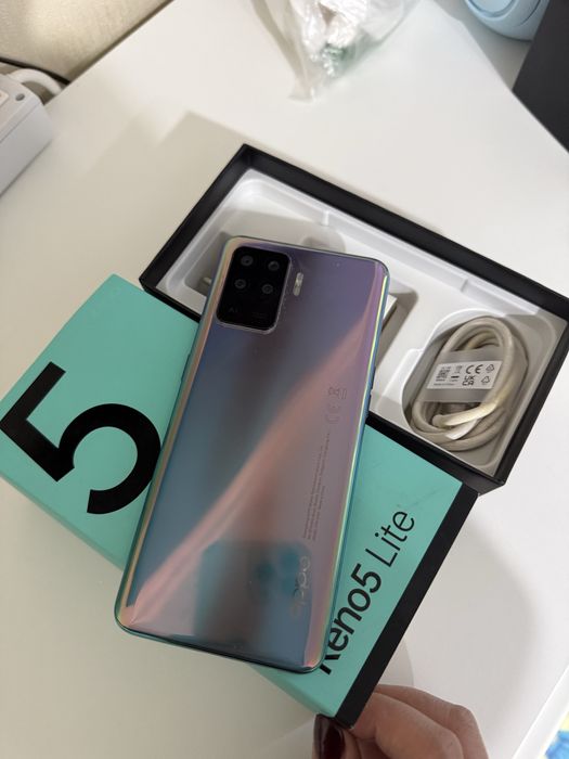 Oppo Reno 5 Lite