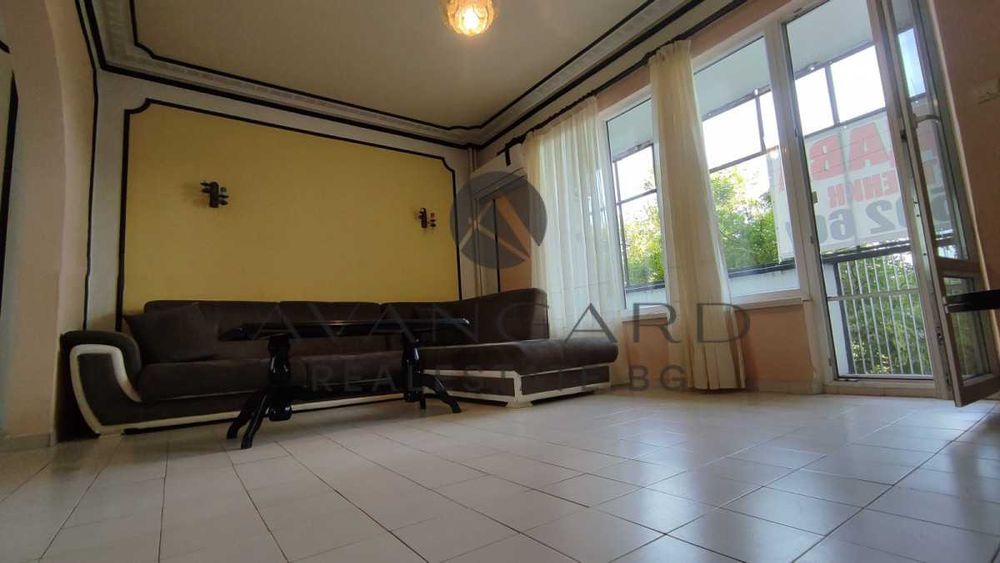 Продава се Тристаен апартамент в Пловдив, Кючук Париж - 94 кв.м за 1649 €/кв.м - Снимка #4