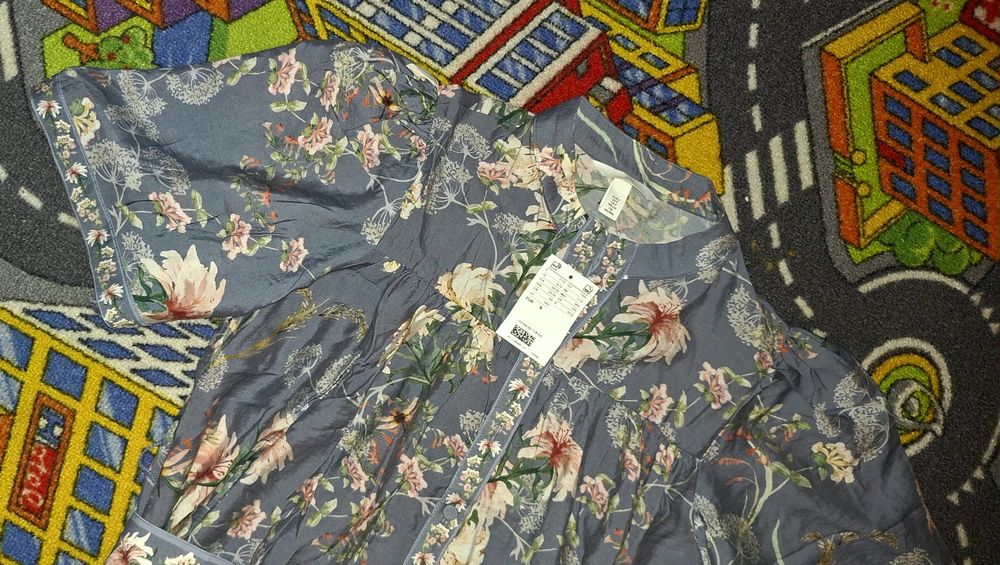 Rochie H&M noua cu eticheta