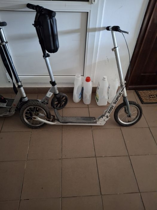 vand 2 trotinete