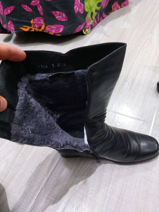 Продам женские тёплые сапоги