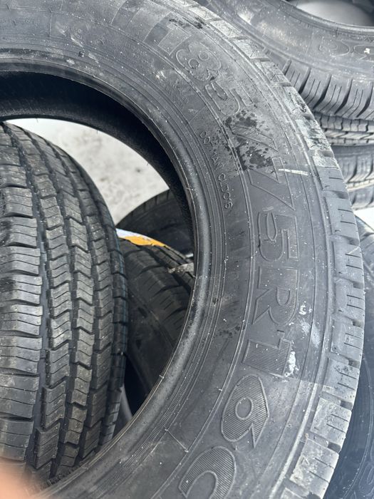 Продам резину на газель всесезонка