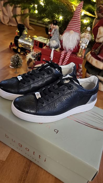 Pantofi sport ( adidasi) piele Bugatti