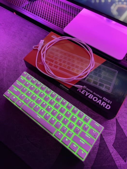 Tastatura mecanica PS5/PC - Royal Kludge RK61 (RGB)