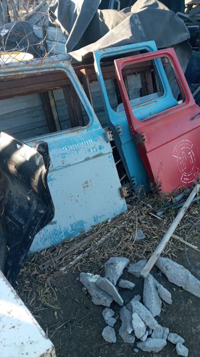 Продаю запчасти  Ифа