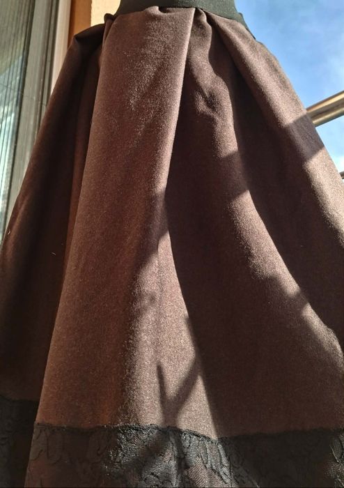 Вълнена пола,р-р С/М и Л