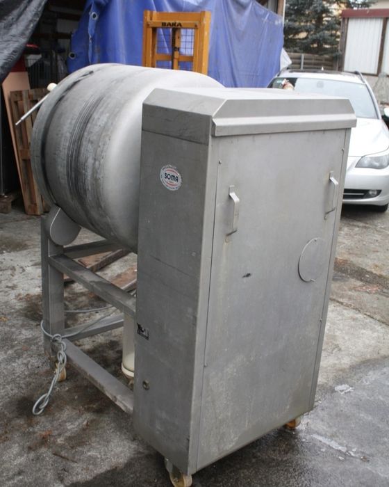 Tumbler carne utilizat