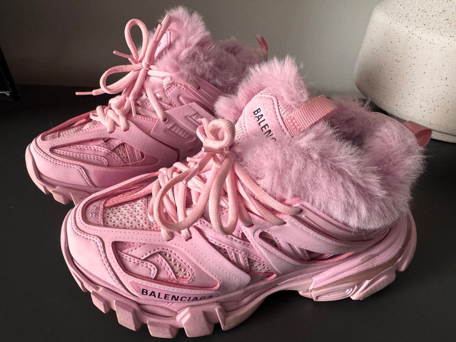 Balenciaga Track Faux fur Pink оригинални