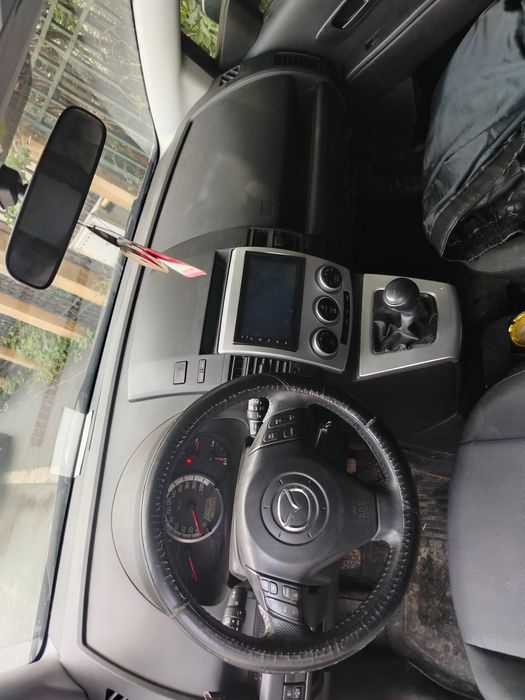Mazda 5.7locuri .