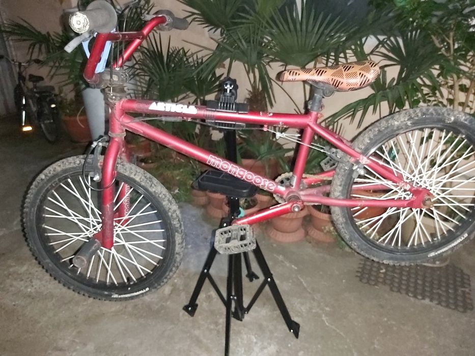 Bicicleta mongoose. BMX
