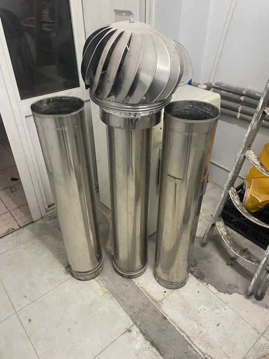 Vând tuburi pentru șemineu, diametru 20 cm.