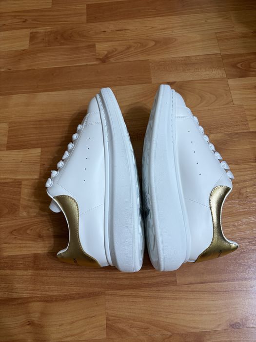 Alexander McQueen 43