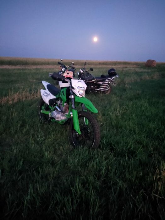 Продам эндуро, почти новый пробег 2 тыщи