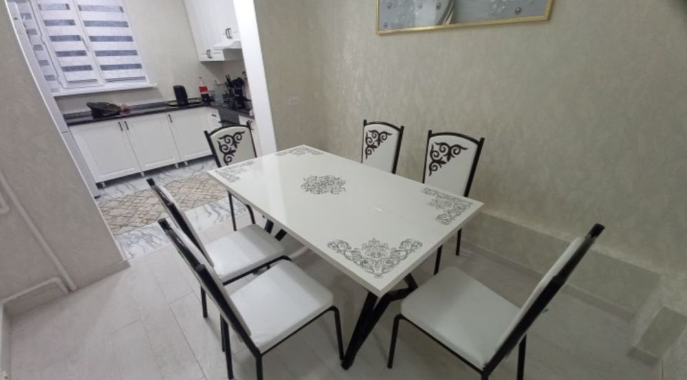 Стол орындымен сатылады