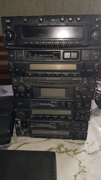 Мерс.124. Запчасти салоные.