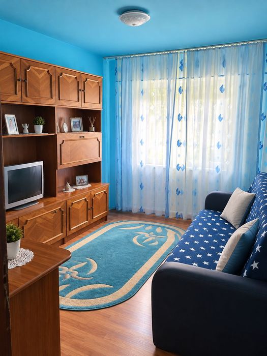 Apartament  de Vânzare  – 45.000 € | LUPENI, BĂRBĂTENI – B-DUL PĂCII