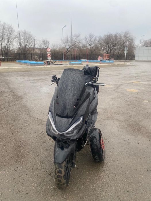 Продам мопед макси