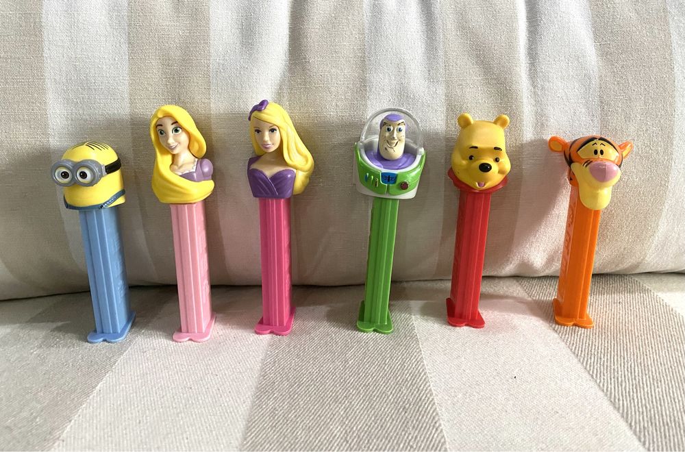 Коллекционные футляры от конфет Pez