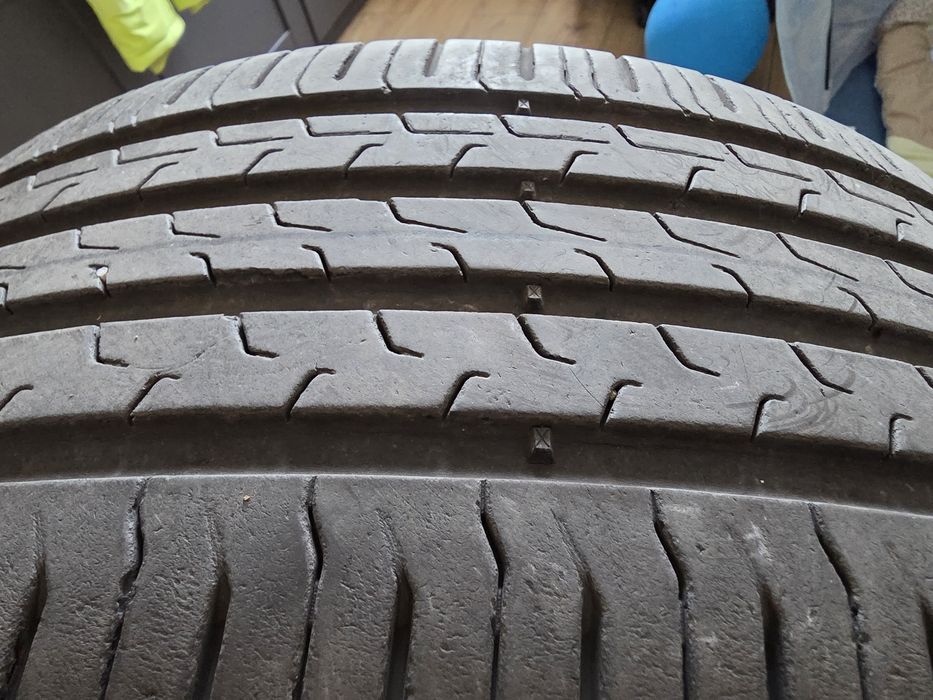 Continental vara - 235/55/19 XL V