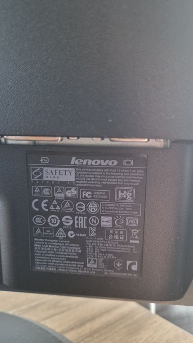 Монитор   Lenovo