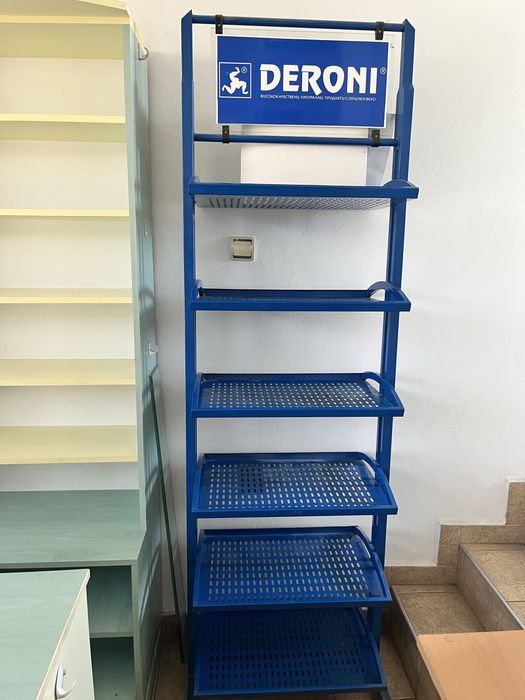 Стелажи за магазин