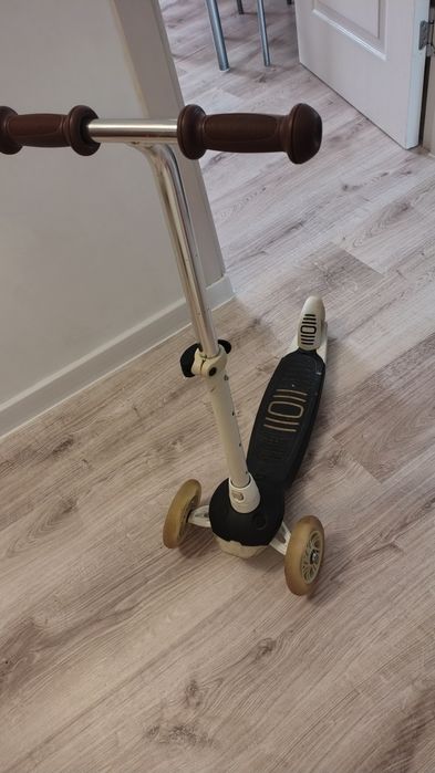 Trotineta cu 3 roti