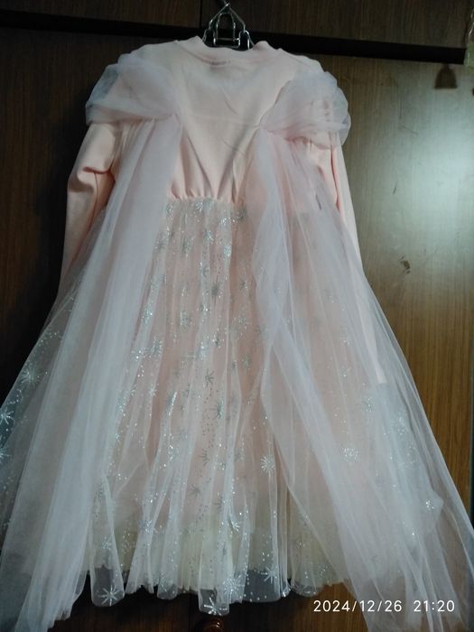 Нарядное новогоднее платье для девочки