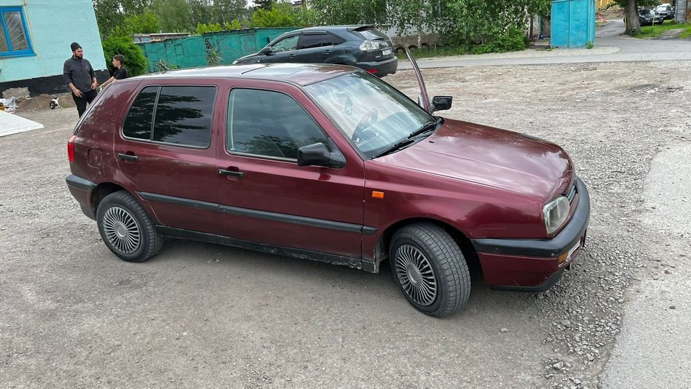 Продам гольф 3 .