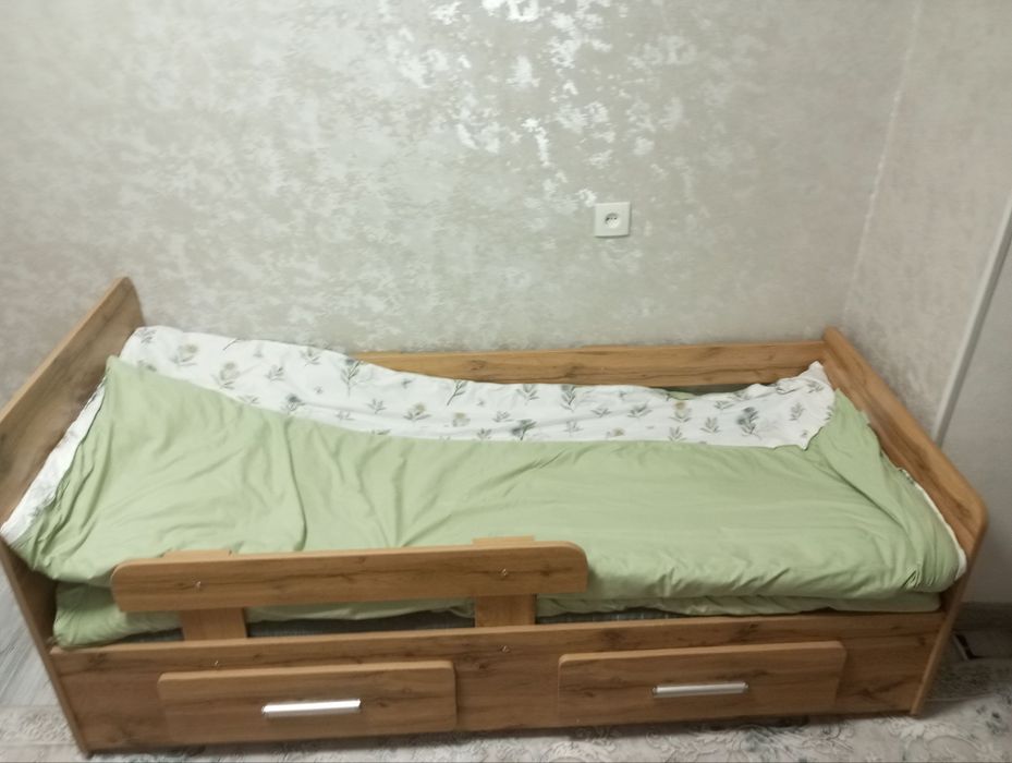 Detskiy mebel,joy yoqligi uchun sotmochimiz yangidek,1 til ishlatilgan