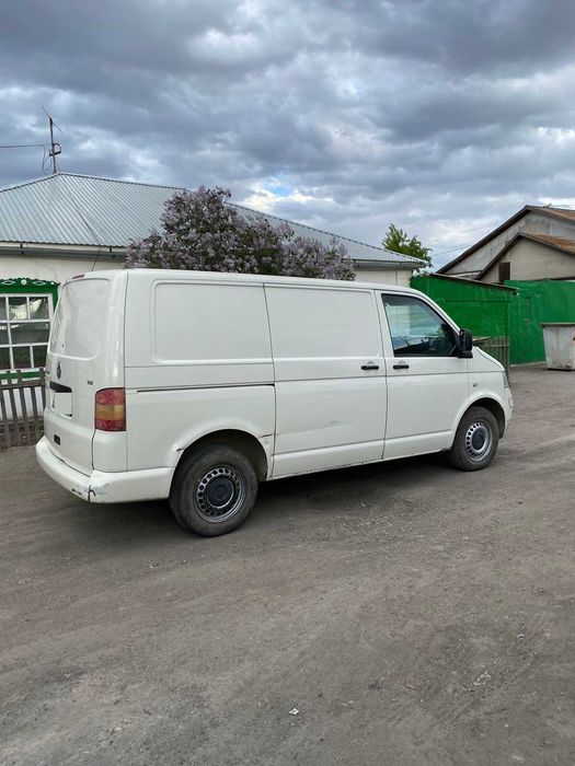 Продам Volkswagen T5 transporter