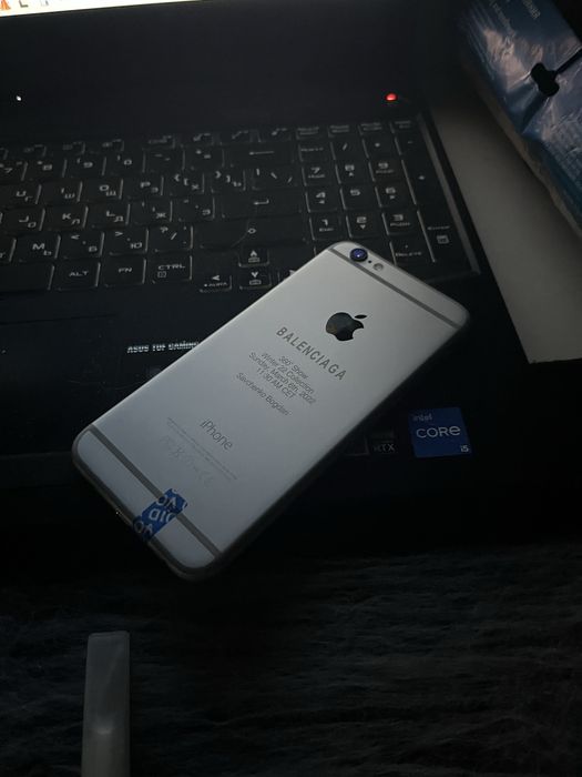 balenciaga IPhone 6 Айфон Баленсиага