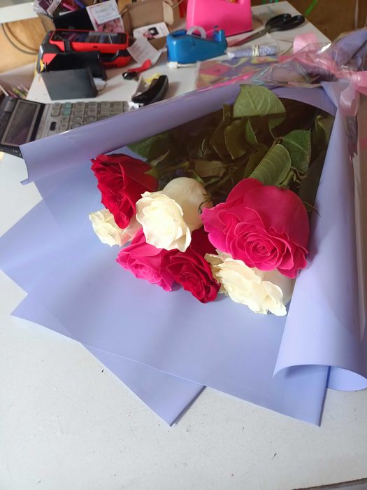 Цветы розы букеты Костанай Доставка