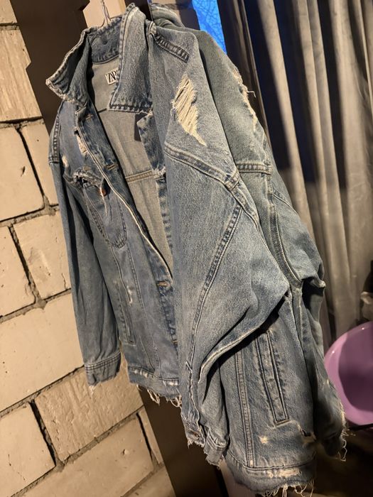 Vand tot ce se vede in poze