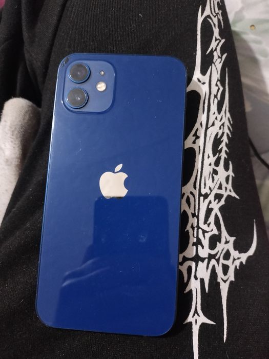 Продам айфон 12 или обмен