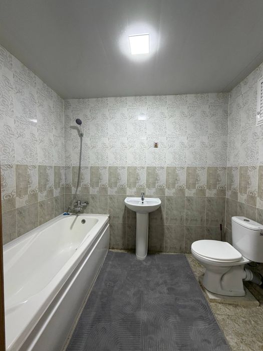 Продается 2 ком. Квартира в Массиве Карасу