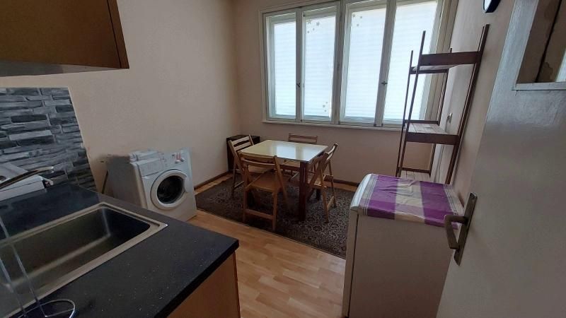 Дава се под наем Едностаен апартамент в София, Лозенец - 60 кв.м за 500 € - Снимка #3