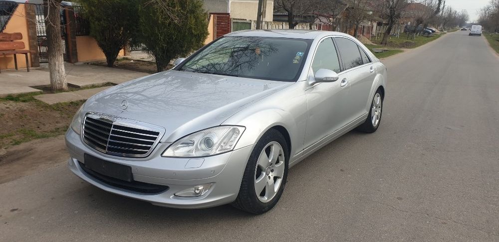 Dezmembrez Mercedes S320 W221