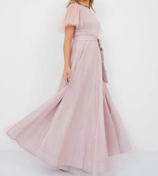 Платье вечернее