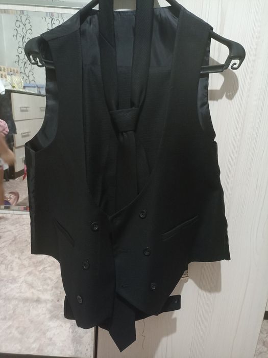 Продам Костюм в идеальном состоянии