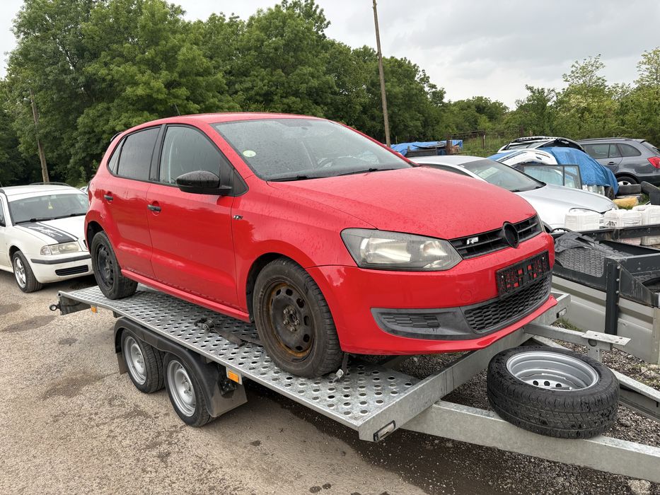 VW Polo 1.6 TDI на части