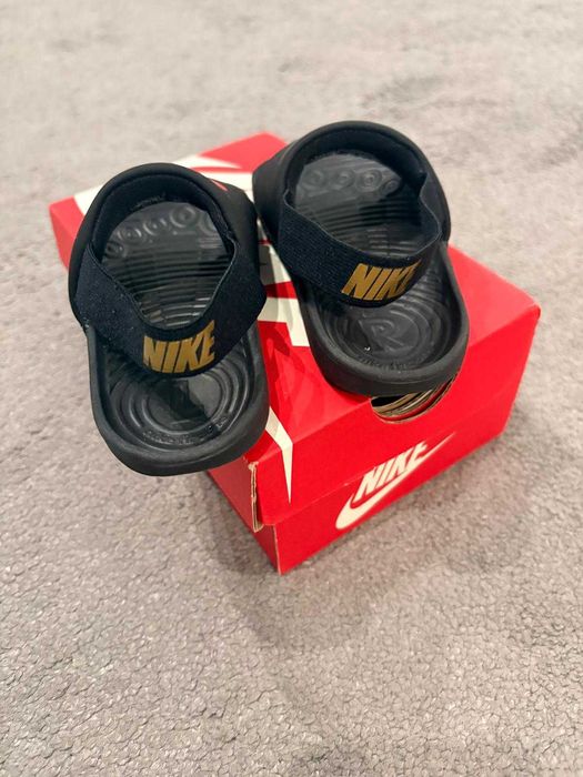 Sandale/papuci Nike de vară
