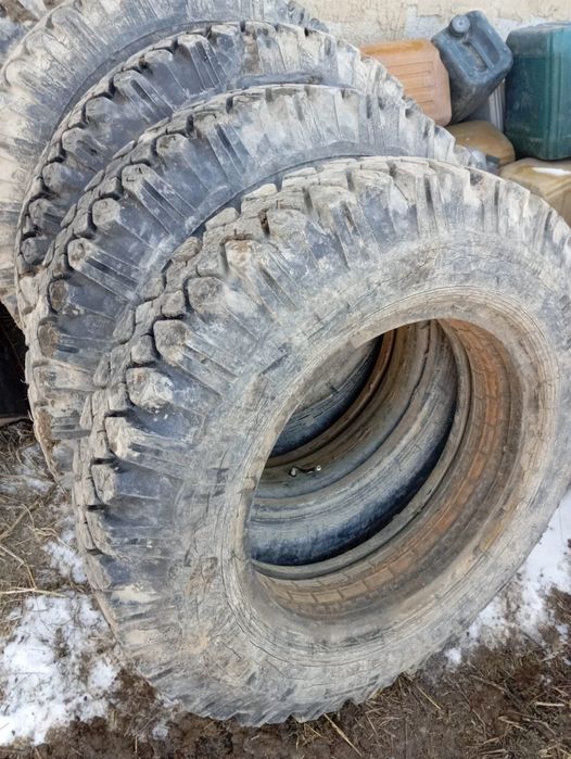 Шины Газ 52 за 45000тенге