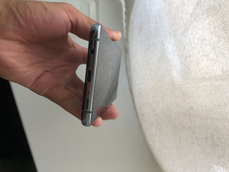 Samsung s10 5g sotuvda