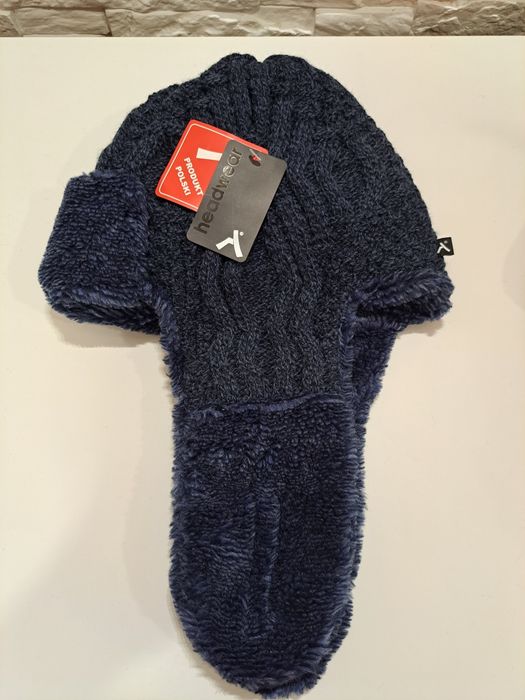 Продадим шапки новые