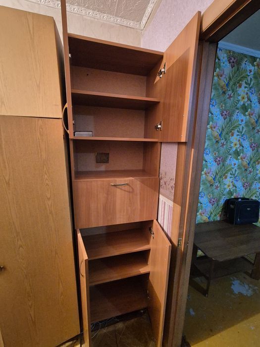Продам прихожую/шкаф.