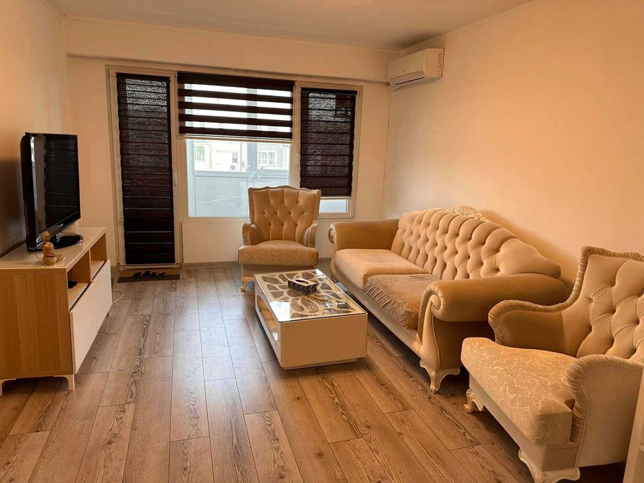 Дава се под наем Тристаен апартамент в Варна, Чайка - 100 кв.м за 714 € - Снимка #18