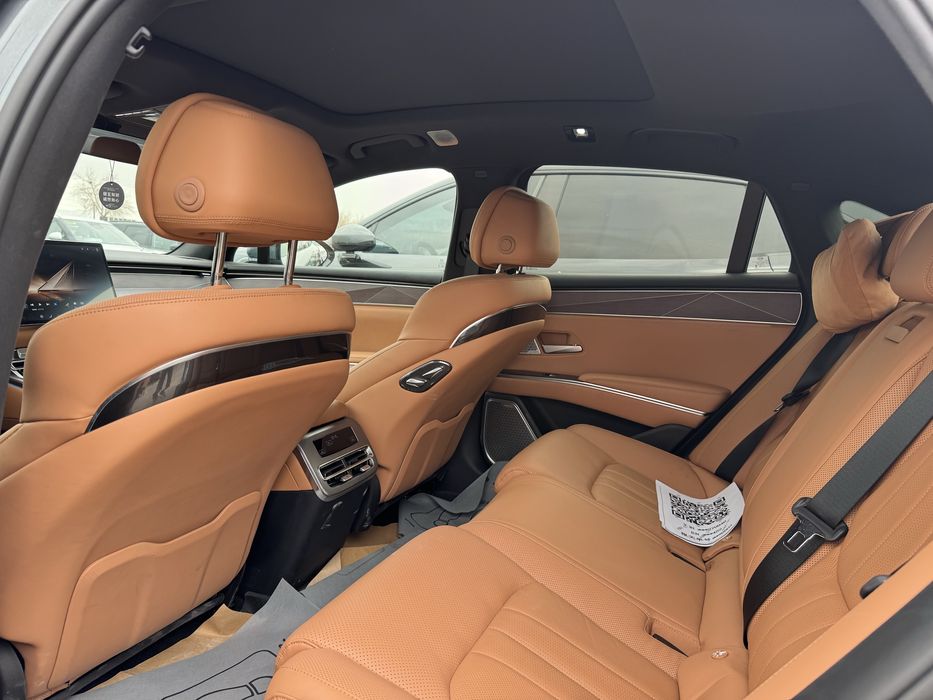 Byd han L dual motor 2025. Пробег 2400 км