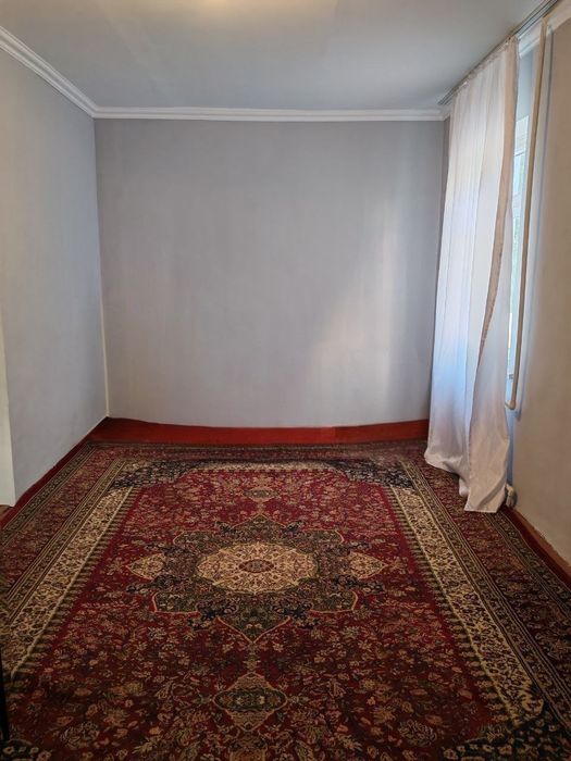 Ивановскийда 1этажида 1хона 2хона килинган кв срочна ижарага берилади