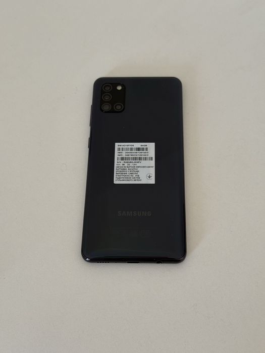 Samsung A31 телефон